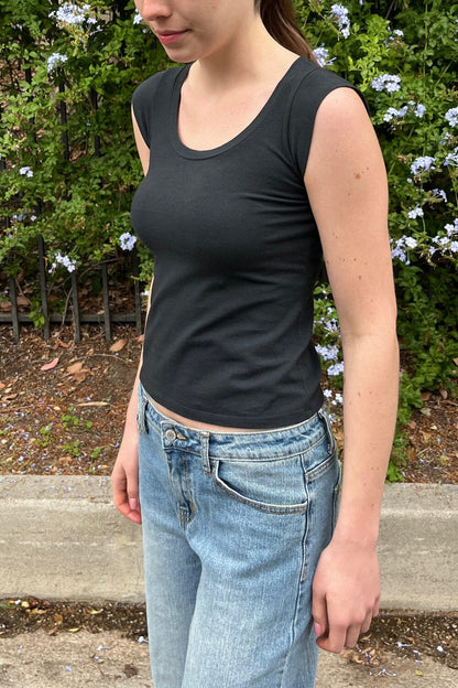 Brandy Melville Sale / Zelly Basic Top