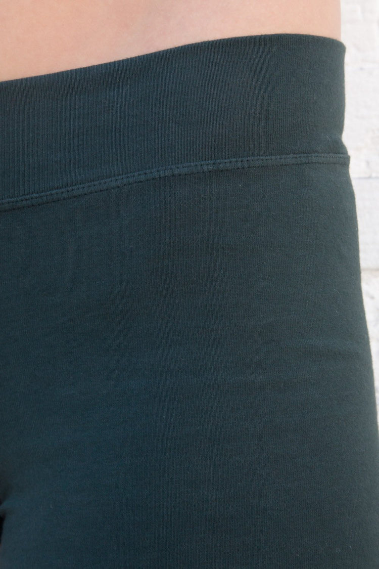 Brandy Melville Essential / Madelyn Shorts