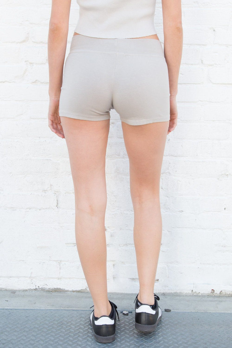 Brandy Melville Popular / Madelyn Shorts