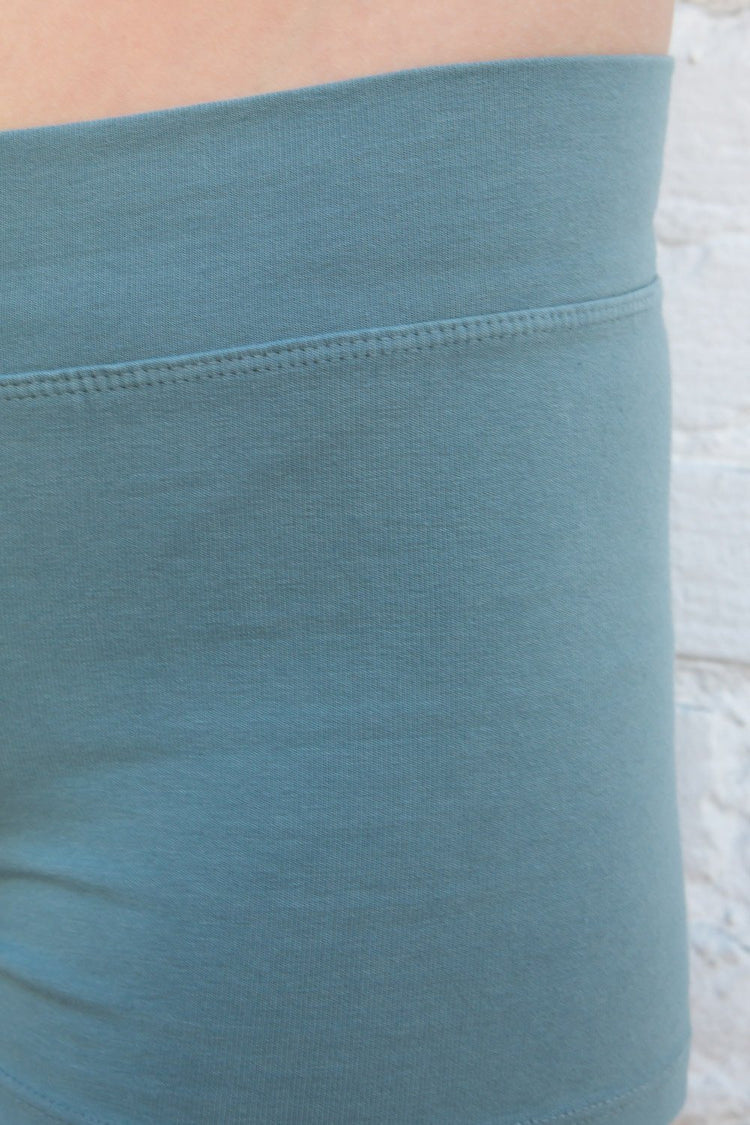 Brandy Melville Popular / Madelyn Shorts
