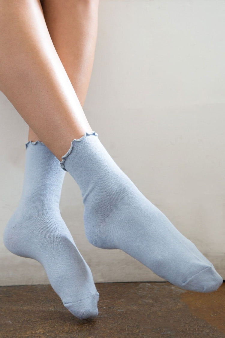 Brandy Melville Recommended / Ruffle Socks
