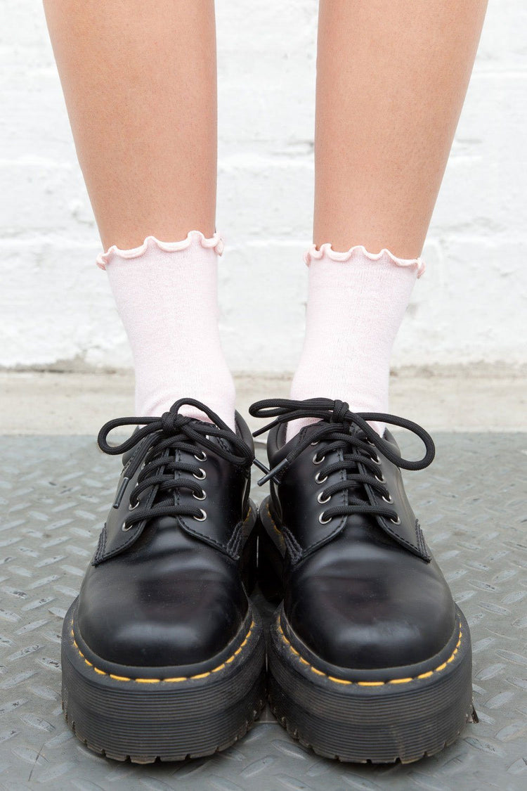 Brandy Melville Recommended / Ruffle Socks
