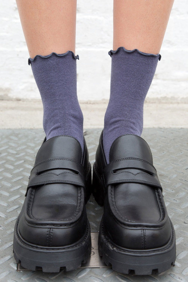 Brandy Melville Recommended / Ruffle Socks